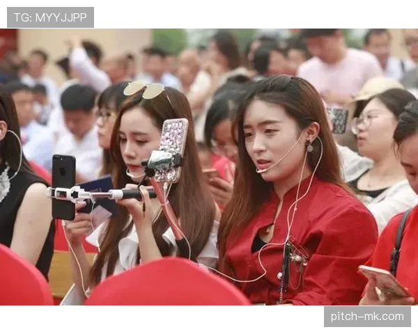 陈雨菲每天吃草训练12小时，结果奖金还没网红一场直播多？